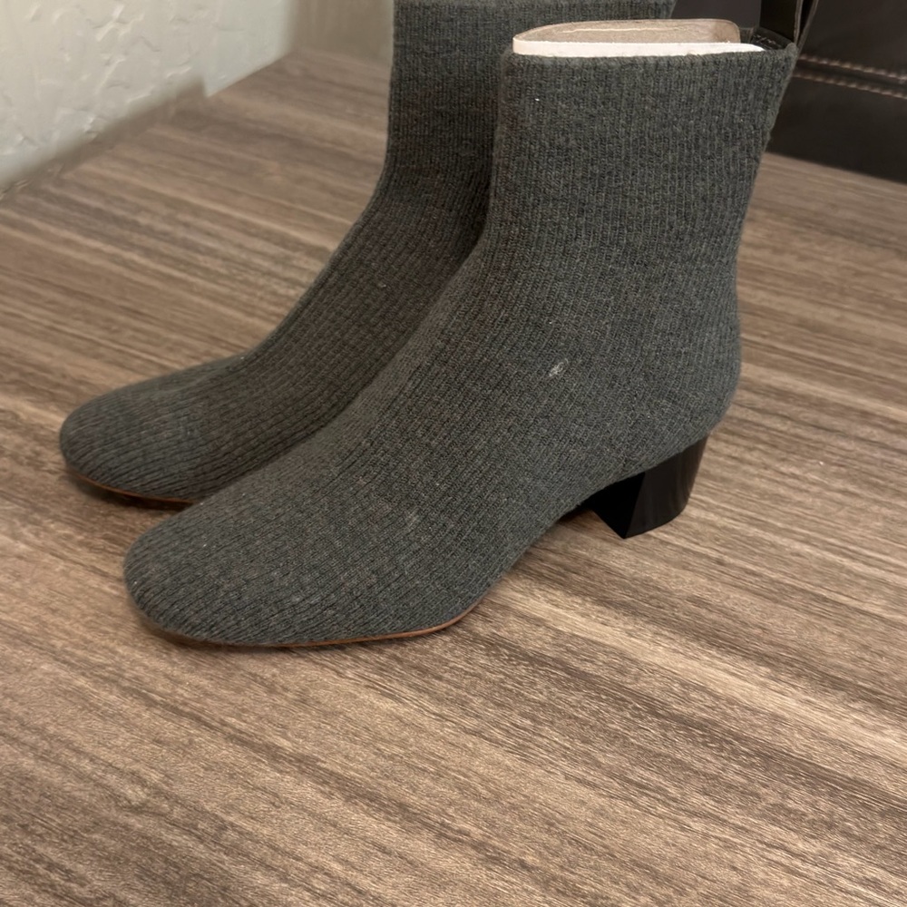 Everlane Charcoal Knit Heeled Boots